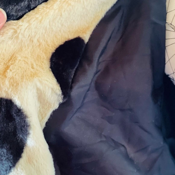 Marseille Pari Black Hearts Lux Driving Midi Coat In Honey, Spring Light - Picture 14 of 16